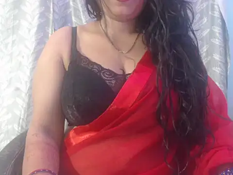 cute-priy online show from October 2025 04:45:02 AM