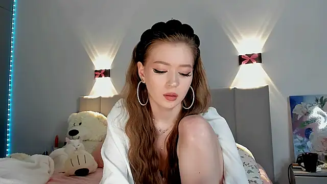 diana nier online show from December 2024 01:08:01 AM