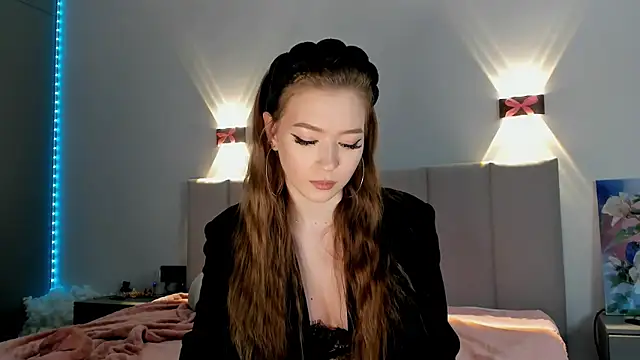 diana nier online show from January 2025 01:25:02 AM