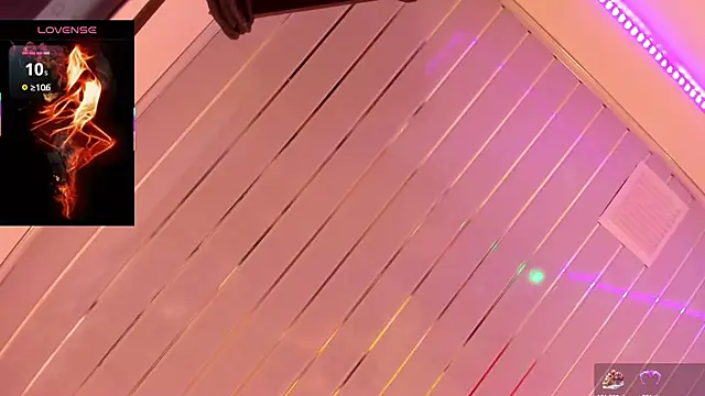 Snapshot of staacy37 chatting on October 2025 07:15:01 PM staacy37 online show from October 2025 07:15:01 PM