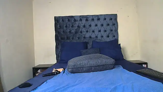 CANDY-X-LOVE-xx online show from October 2025 06:52:01 PM