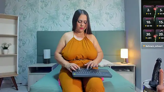 janecullen online show from September 2025 03:49:01 AM