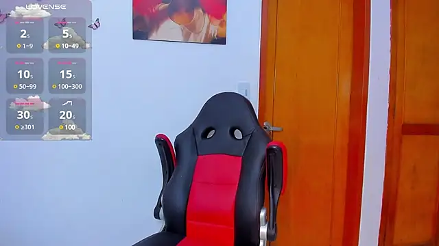 Snapshot of Nathan_Bluee chatting on December 2024 01:39:01 PM Nathan Bluee online show from December 2024 01:39:01 PM