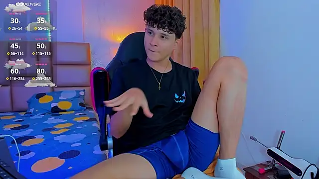 Snapshot of Nathan_Bluee chatting on March 2025 04:55:02 PM Nathan Bluee online show from March 2025 04:55:02 PM