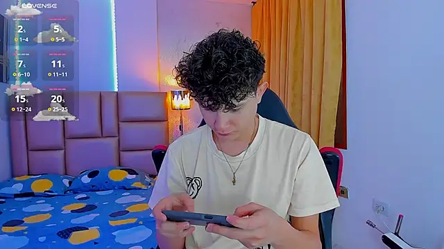 Snapshot of Nathan_Bluee chatting on March 2025 01:18:01 PM Nathan Bluee online show from March 2025 01:18:01 PM