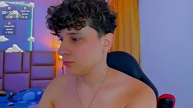 Snapshot of Nathan_Bluee chatting on March 2025 04:10:01 PM Nathan Bluee online show from March 2025 04:10:01 PM