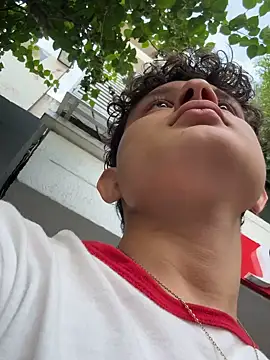 Snapshot of Nathan_Bluee chatting on September 2025 11:36:01 AM Nathan Bluee online show from September 2025 11:36:01 AM