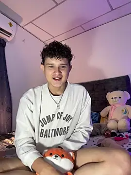 Snapshot of Nathan_Bluee chatting on October 2025 03:04:01 PM Nathan Bluee online show from October 2025 03:04:01 PM