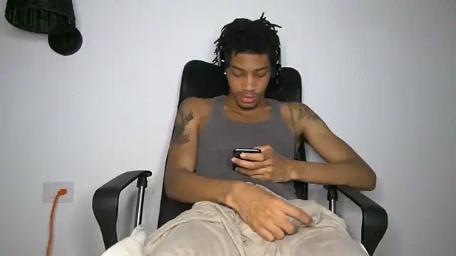 Skinnyblackman online show from June 2026 04:13:01 AM