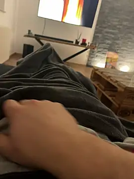 Snapshot of Bick_dick1997 chatting on February 2025 08:03:02 PM Bick dick1997 online show from February 2025 08:03:02 PM