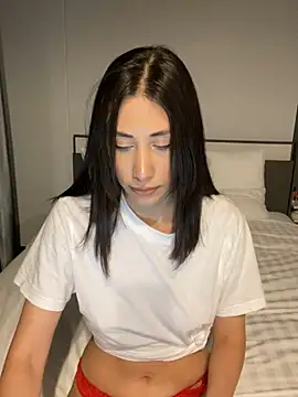 Snapshot of Sophiehii chatting on February 2025 11:44:02 AM Sophiehii online show from February 2025 11:44:02 AM