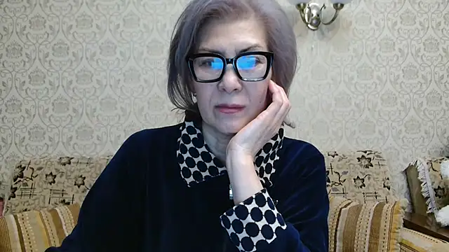 Snapshot of Elegant00Lady chatting on October 2025 05:24:02 PM Elegant00Lady online show from October 2025 05:24:02 PM