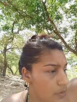 anaesca online show from March 2025 05:50:02 PM