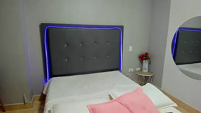 emma lye online show from February 2025 01:05:01 PM