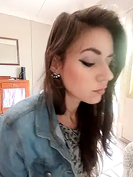 Missmesexycouple69 online show from September 2025 10:05:01 AM