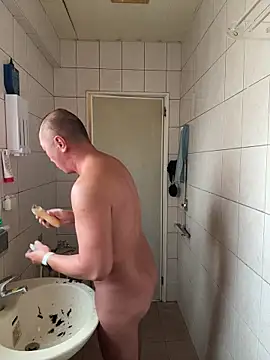 Snapshot of chih515 chatting on October 2025 12:26:01 AM chih515 online show from October 2025 12:26:01 AM