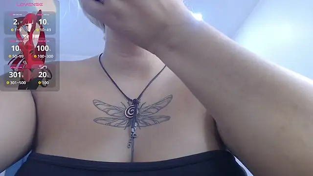 Snapshot of april_bunnyy chatting on May 2026 05:41:01 PM april bunnyy online show from May 2026 05:41:01 PM