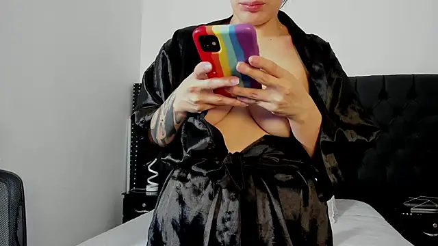 Melany Luv online show from December 2025 09:21:01 PM