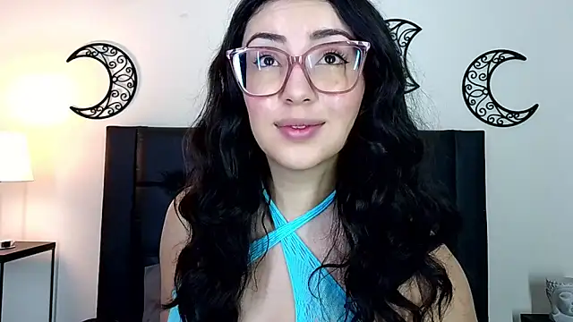 EvoletFMK online show from November 2025 06:19:01 PM