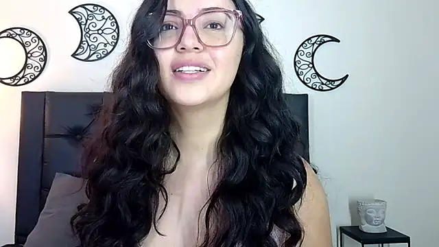 EvoletFMK online show from November 2025 03:30:02 PM