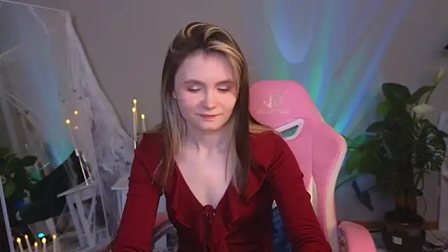 CiriRianonn online show from October 2025 04:37:01 AM