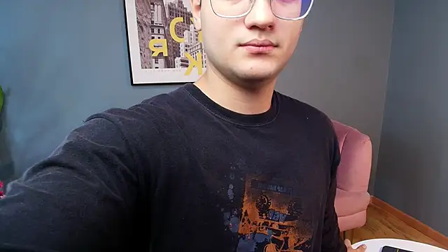 Snapshot of Mark_Evans1_ chatting on March 2025 08:00:01 PM Mark Evans1 online show from March 2025 08:00:01 PM