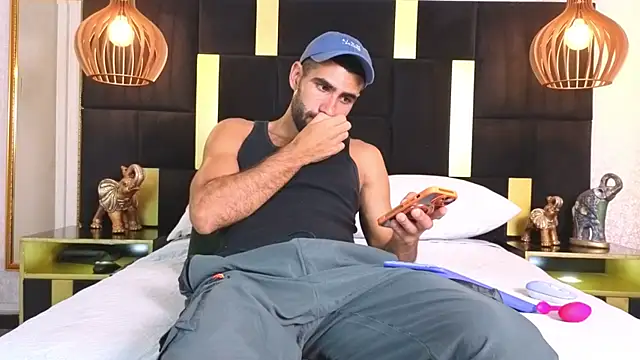 Ethan  Walker online show from November 2025 08:42:01 PM