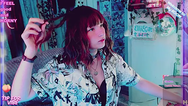 Snapshot of Toxic_Ellies chatting on February 2025 02:34:02 PM Toxic Ellies online show from February 2025 02:34:02 PM