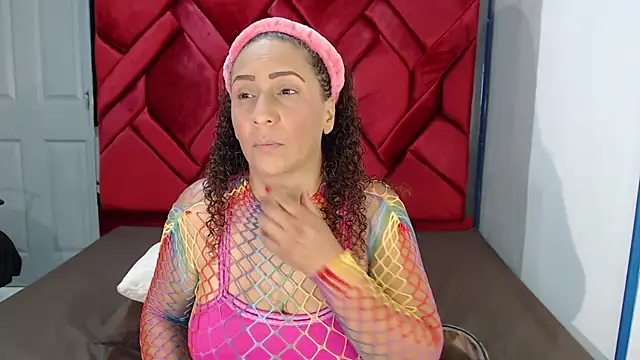 Snapshot of EvaMills1 chatting on February 2025 01:22:01 PM EvaMills1 online show from February 2025 01:22:01 PM