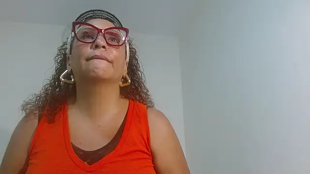 Snapshot of EvaMills1 chatting on January 2026 08:34:02 PM EvaMills1 online show from January 2026 08:34:02 PM