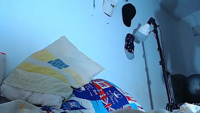 ADAM HOT online show from November 2025 01:28:02 AM