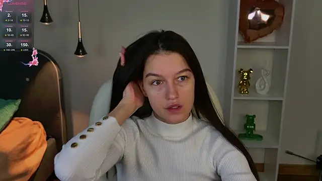 Alice  grace online show from January 2025 10:41:01 PM