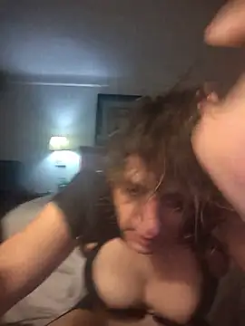 UniqueKorn86 online show from June 2026 07:14:02 PM