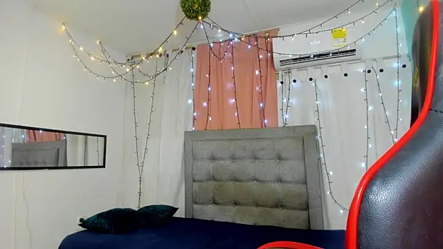 valentina 0  online show from February 2025 05:14:02 AM