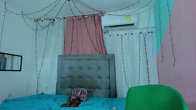 valentina 0  online show from October 2025 03:51:01 AM