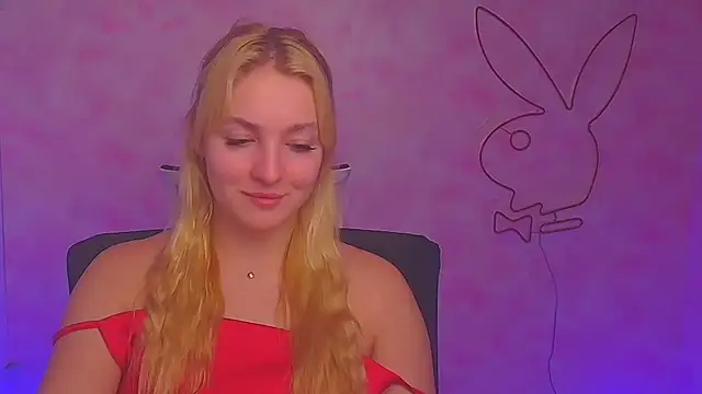 Snapshot of Milka_kiss_ chatting on December 2024 10:07:01 AM Milka kiss  online show from December 2024 10:07:01 AM