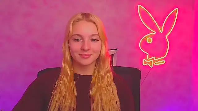 Snapshot of Milka_kiss_ chatting on January 2025 10:27:02 AM Milka kiss  online show from January 2025 10:27:02 AM