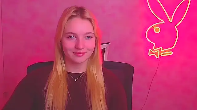 Snapshot of Milka_kiss_ chatting on February 2025 07:05:01 AM Milka kiss  online show from February 2025 07:05:01 AM