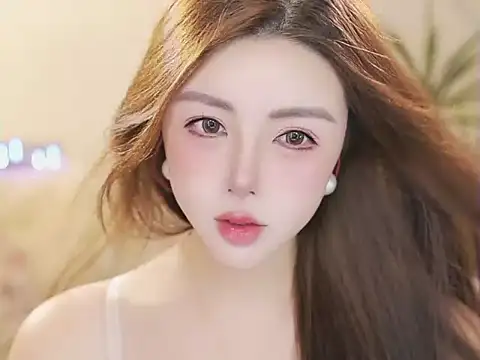 Snapshot of Qiaoqiao_ chatting on June 2026 04:13:02 PM Qiaoqiao online show from June 2026 04:13:02 PM