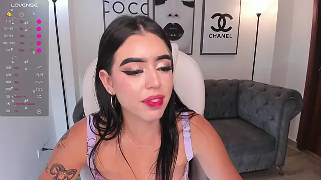 zoee jackson online show from December 2024 09:51:01 PM