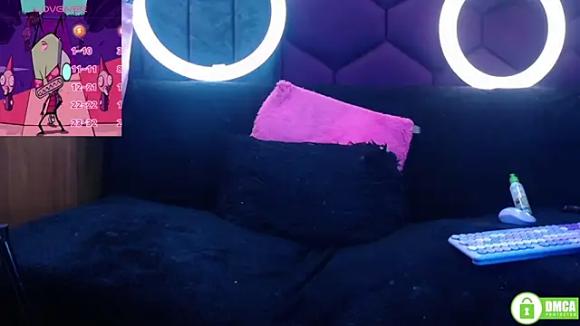 TyphoidMary online show from November 2025 07:13:02 PM