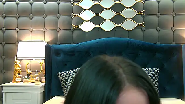Snapshot of LeyaCass chatting on January 2025 12:13:02 PM LeyaCass online show from January 2025 12:13:02 PM