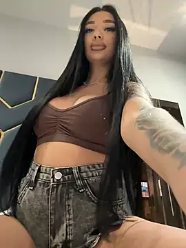 amirahylerr online show from December 2024 08:04:01 PM