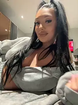 amirahylerr online show from February 2025 08:28:01 PM