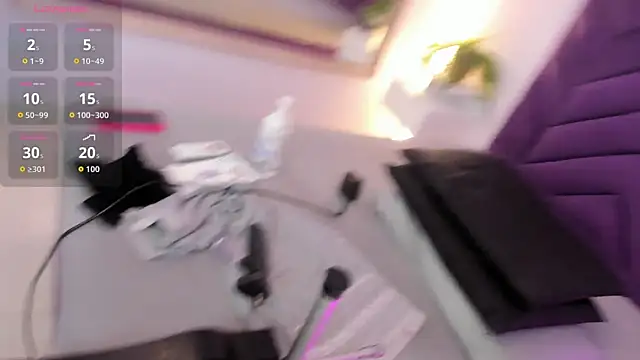 Maddyjohnsonn online show from February 2026 11:57:02 AM