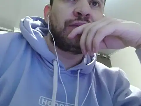 camiloking1720 online show from February 2025 01:41:02 AM