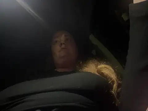 Snapshot of Sierra_bbyx chatting on February 2025 08:08:01 AM Sierra bbyx online show from February 2025 08:08:01 AM