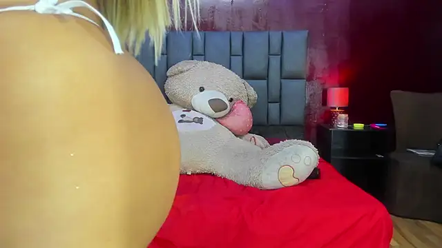 Dulcex69 online show from February 2025 05:40:02 PM