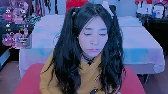 AlanaLuck online show from December 2025 07:59:02 AM