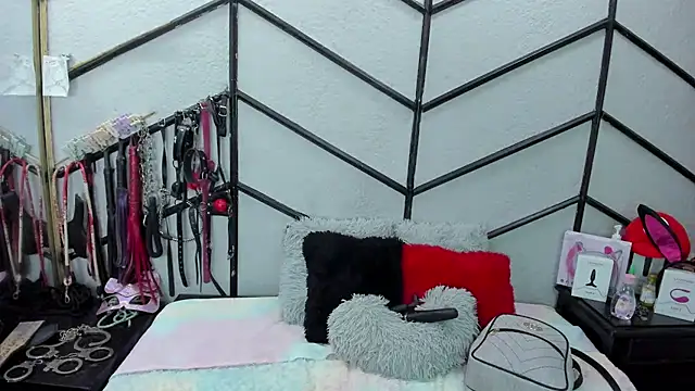 AlanaLuck online show from March 2026 12:23:01 PM